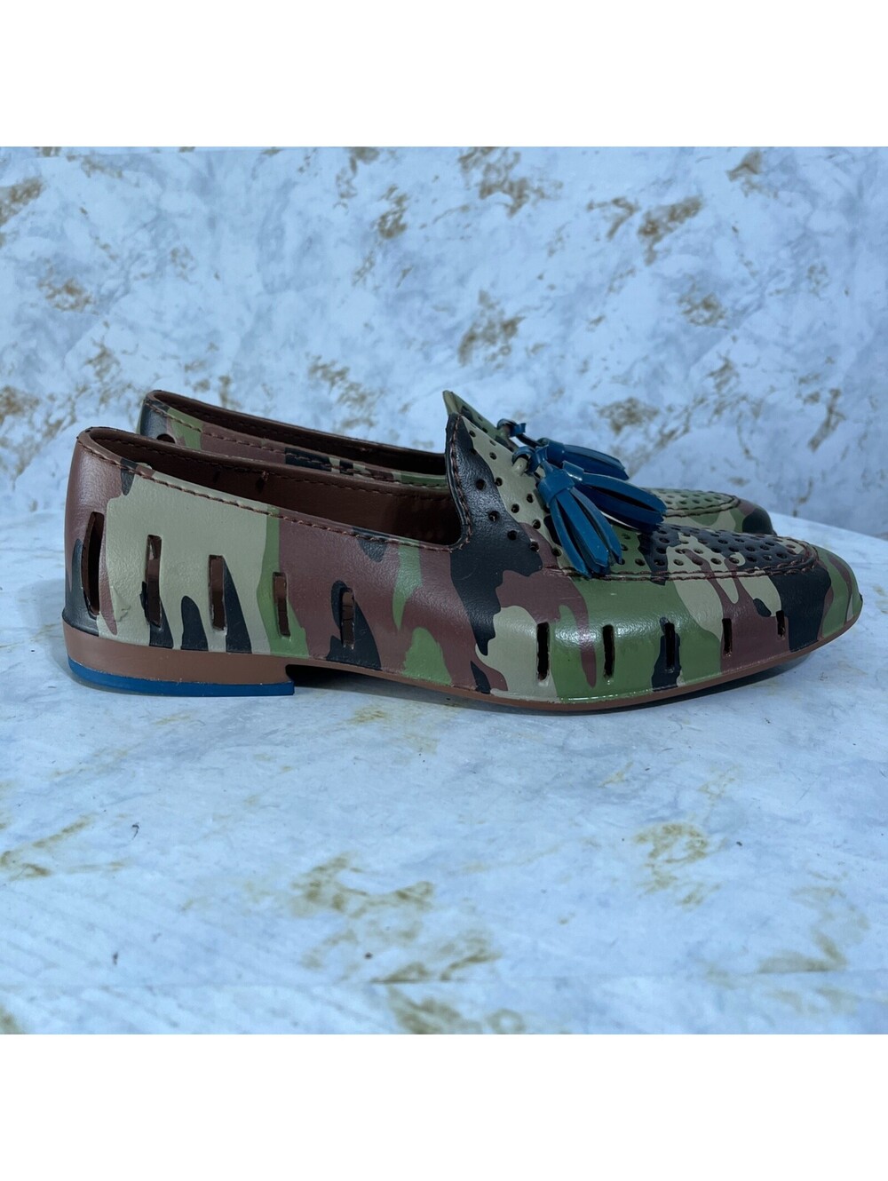 Floafers Mens Size 10M Water Shoes Green Brown Camo Comfort Casual Tassel Loafer